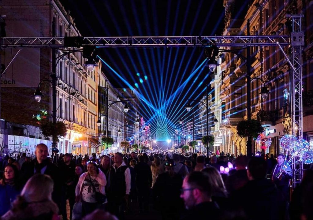 Hollywood Piotrkowska Klimat,jakosc,styl Lodz (Lodz)