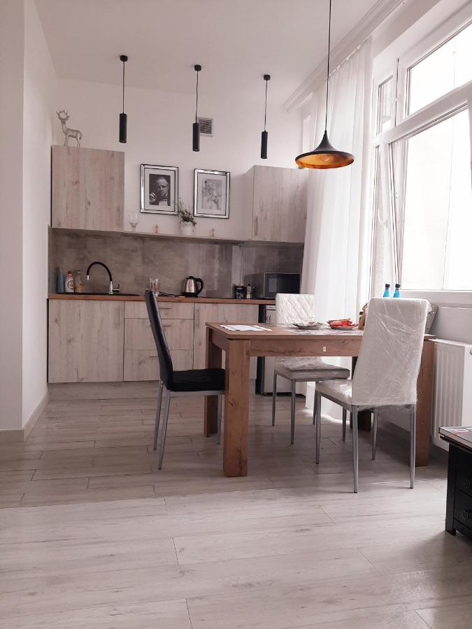 Apartment Hollywood Piotrkowska Klimat,jakosc,styl *